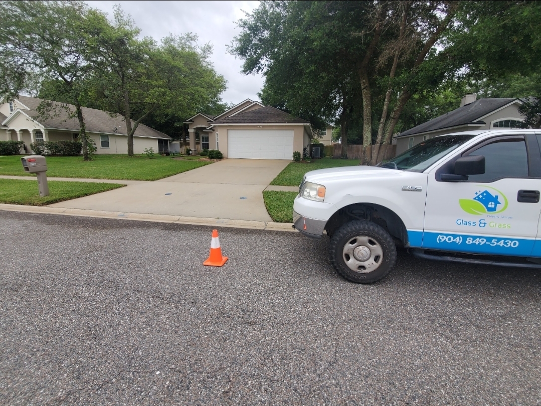 Choose a pressure washing company in Fernandina Beach that can handle everything!