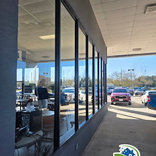 Commercial-Window-Cleaning-and-Holiday-Decoration-Paint-Removal-in-Yulee-Florida 1