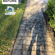 Fall-Paver-Driveway-Clean-Up-for-a-Home-off-Blackrock-in-Yulee-Florida 4