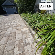 Fall-Paver-Driveway-Clean-Up-for-a-Home-off-Blackrock-in-Yulee-Florida 1