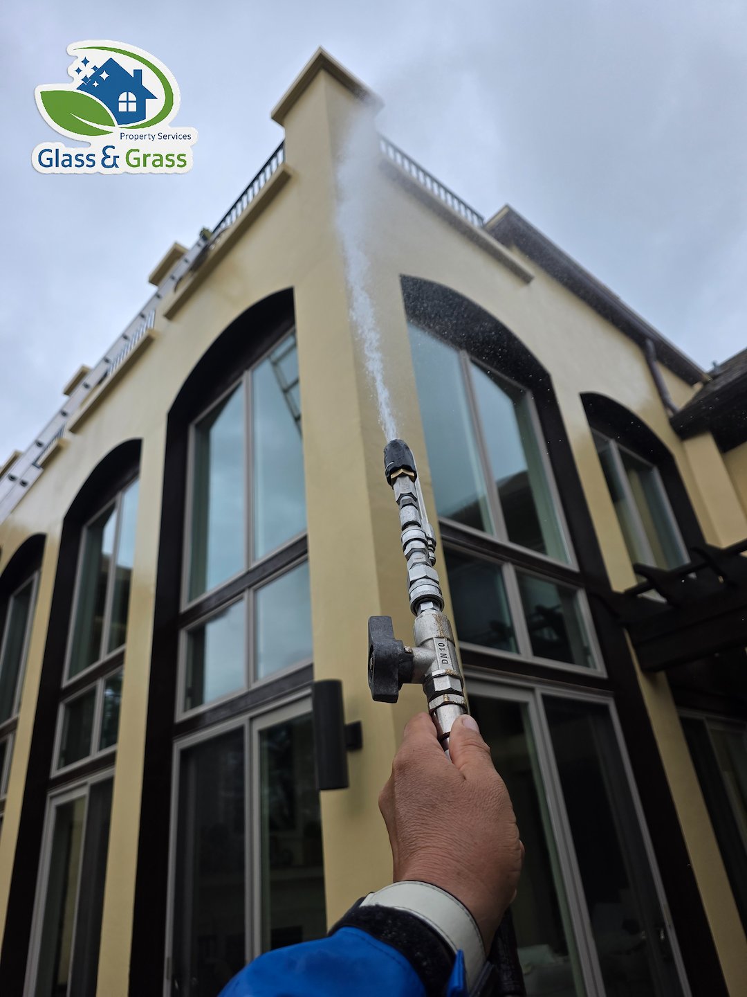 Glass and Grass – Trusted Company for House Washing and Window Cleaning in Amelia Island Plantation