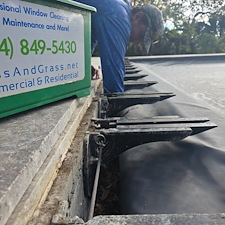 Gutter-cleaning-for-pools-Fernandina-Beach-Florida 3