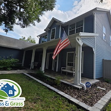 Looking for a locally owned pressure washing company you can trust? Glass and Grass is proud to be your Fernandina Beach pressure washing company.