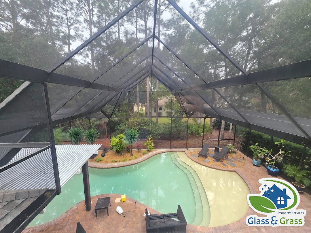 North Hamptons Trusted Exterior Home Cleaning Experts!