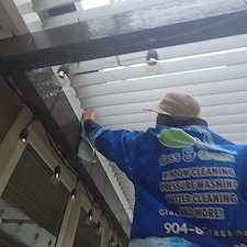 North-Hamptons-Trusted-Exterior-Home-Cleaning-Experts 4