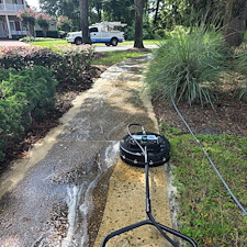 Pressure-washing-sidewalks-for-thr-north-Hampton-Home-Owners-Association 2