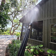 Soft-washing-and-beautiful-home-near-Egans-Creek 1