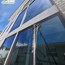 Top-Quality-Beachfront-Window-Cleaning-in-Amelia-Island-Florida 2